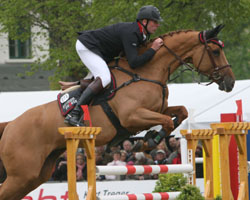 André Thieme nahm im letzten Jahr mit Aragon Rouet am Großen Preis beim Pferdefestival in Redefin teil. Foto: Wego